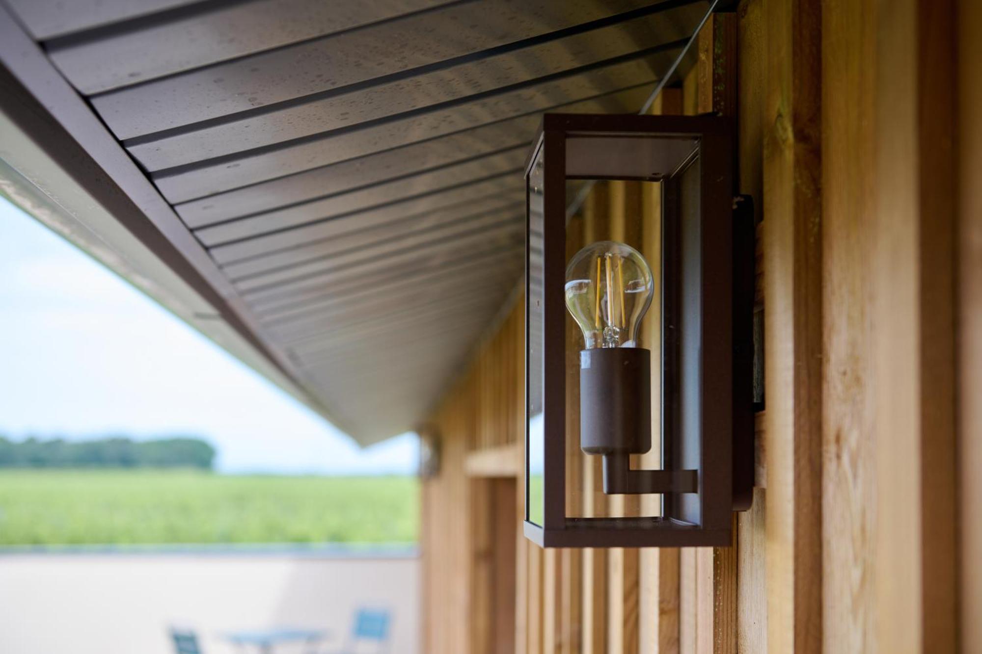 Le Repaire Lagardere Bed and Breakfast Lussac  Exteriör bild