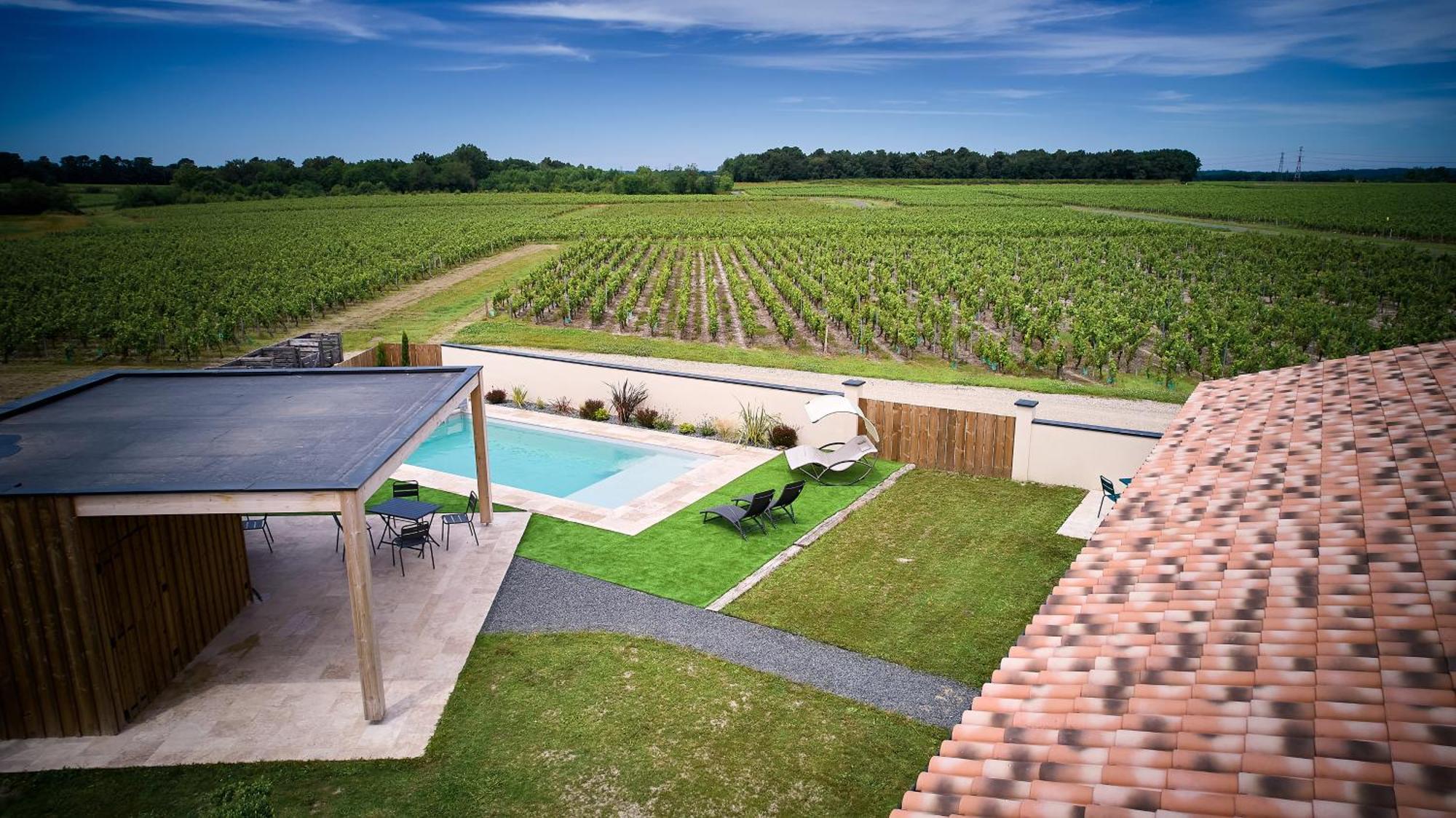 Le Repaire Lagardere Bed and Breakfast Lussac  Exteriör bild