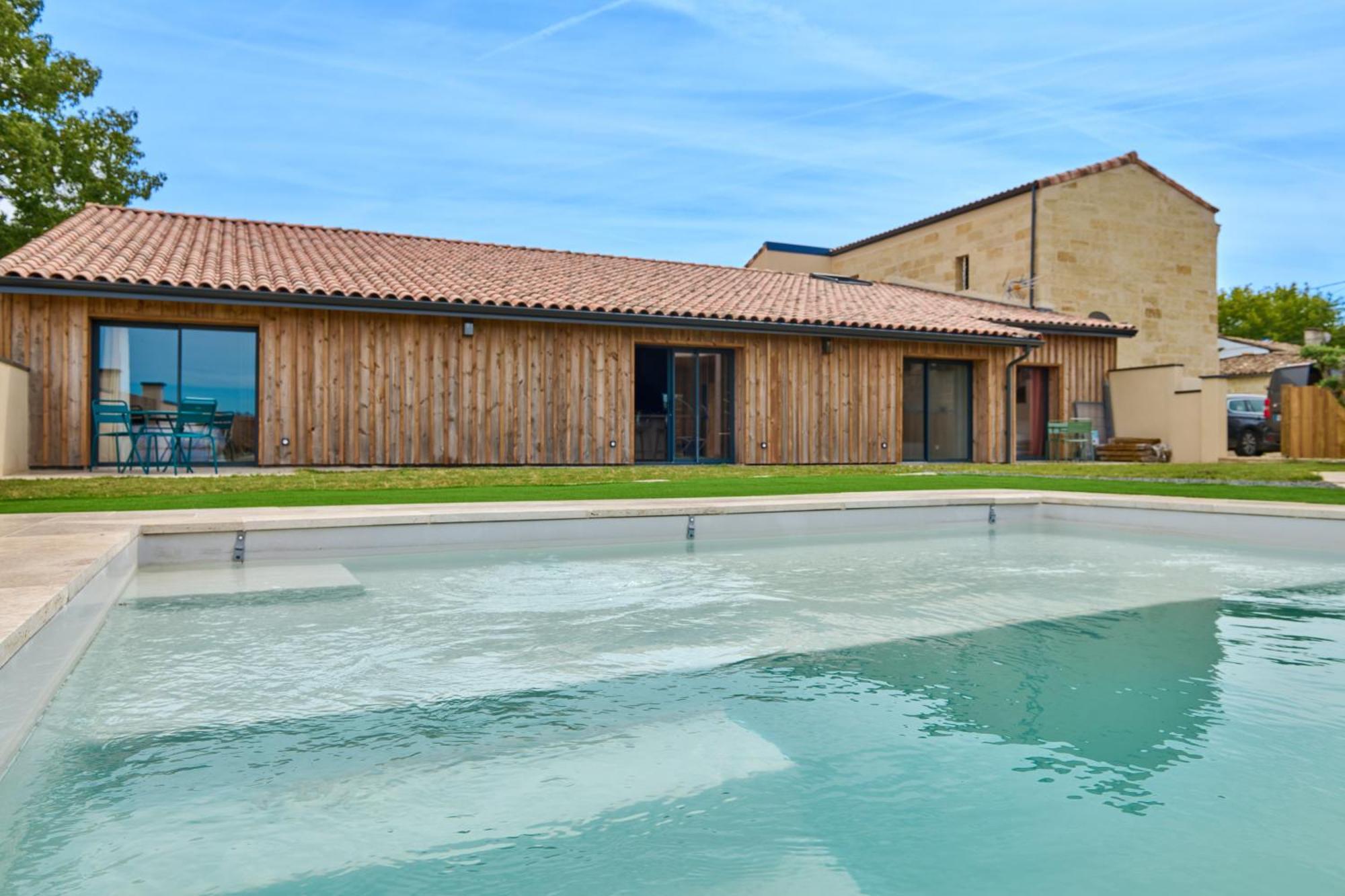 Le Repaire Lagardere Bed and Breakfast Lussac  Exteriör bild